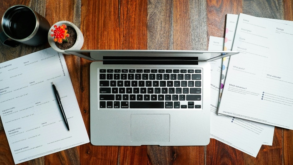 Do you have a retention of title clause in your T&Cs?  Here's why we think you should.